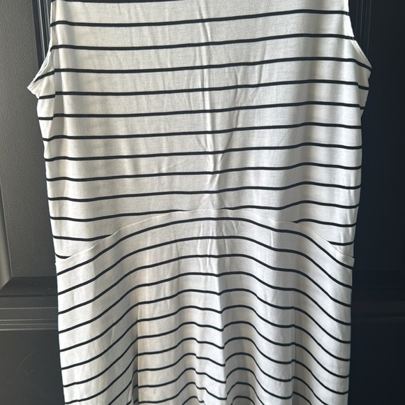 Cabi ATC BBQ Tank Top.  Flowy.  White with black stripes.  Women’s size small. - Picture 7 of 7